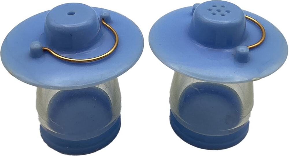 Vintage Salt & Pepper Shaker Set Retro Blue Plastic Lanterns